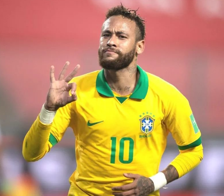 欧冠第5轮：<a href='/news/tag/1198.html' style='color: blue;'>姆巴佩</a>大四喜闪耀，<a href='/news/tag/1149424.html' style='color: blue;'>居莱尔</a>成其&ldquo;专属助攻手&rdquo;