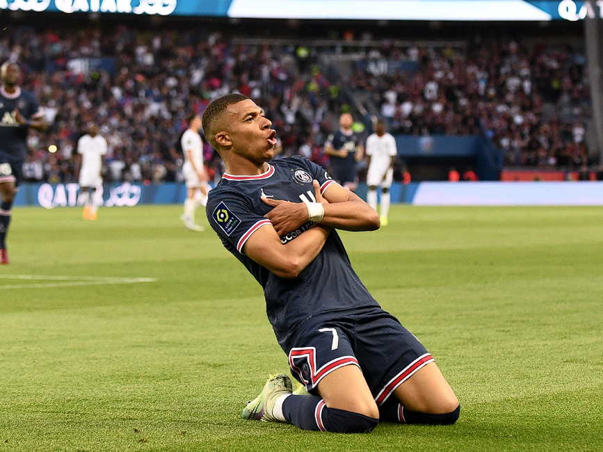 皇马欧冠迎战本菲卡：姆巴佩伤缺，进球纪录与赛程前景分析