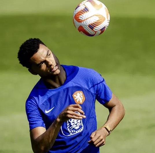 利物浦憾负狼队：加克波表现低迷，数据下滑引关注